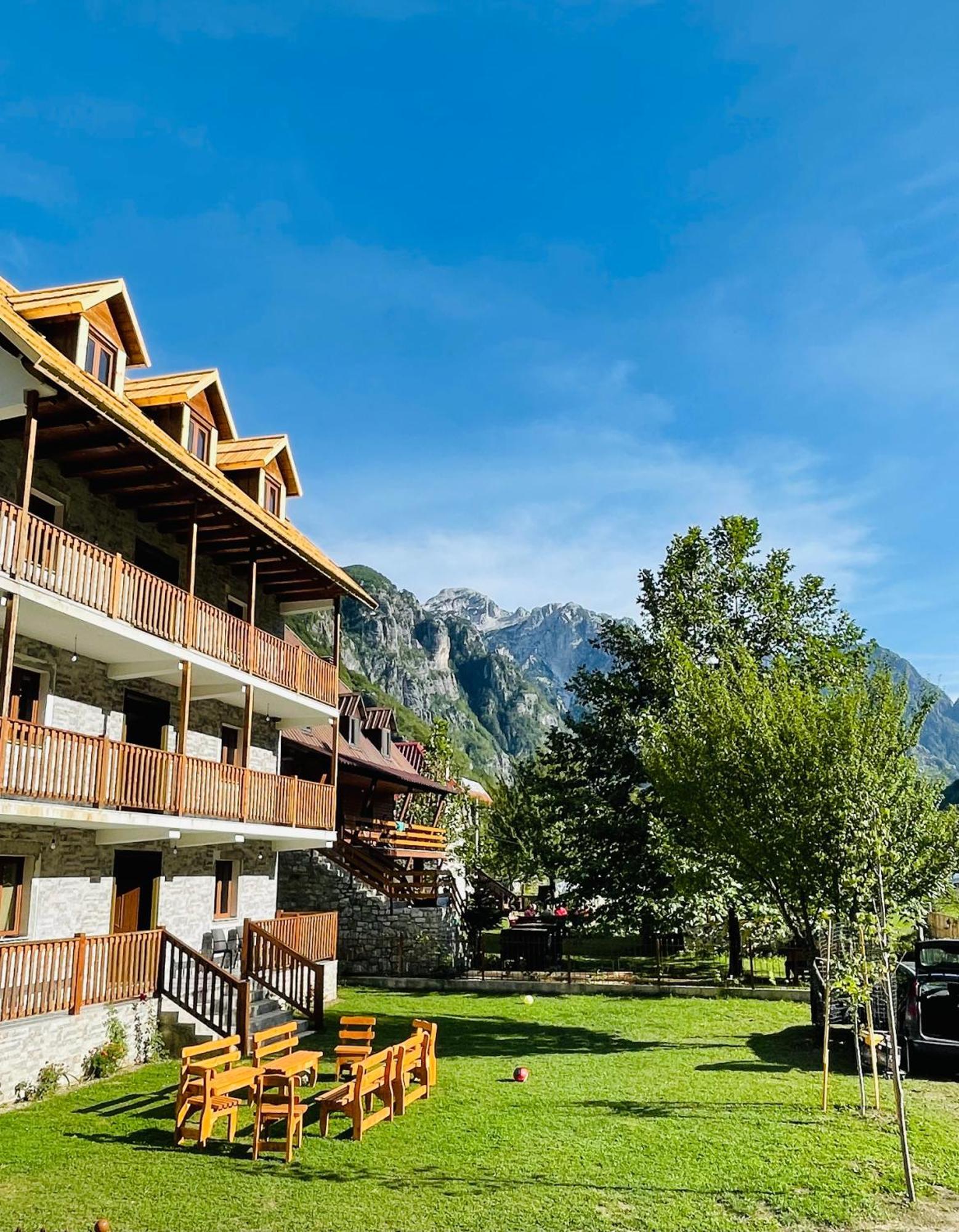 Отель Thethi View Gjelaj Экстерьер фото